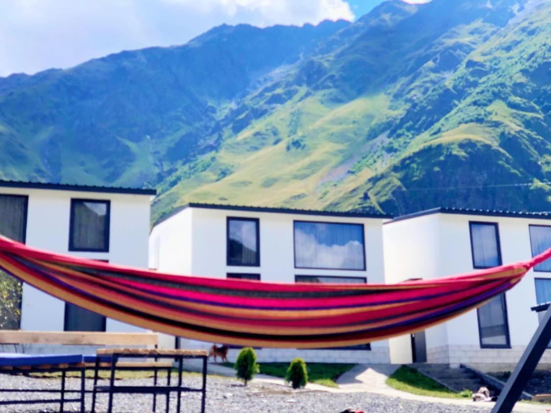 Krebuli Hotell Kazbegi Eksteriør bilde