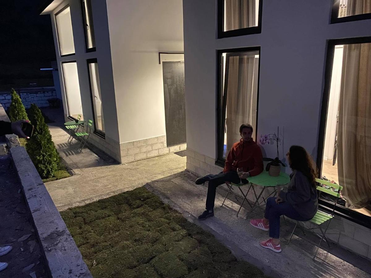 Krebuli Hotell Kazbegi Eksteriør bilde