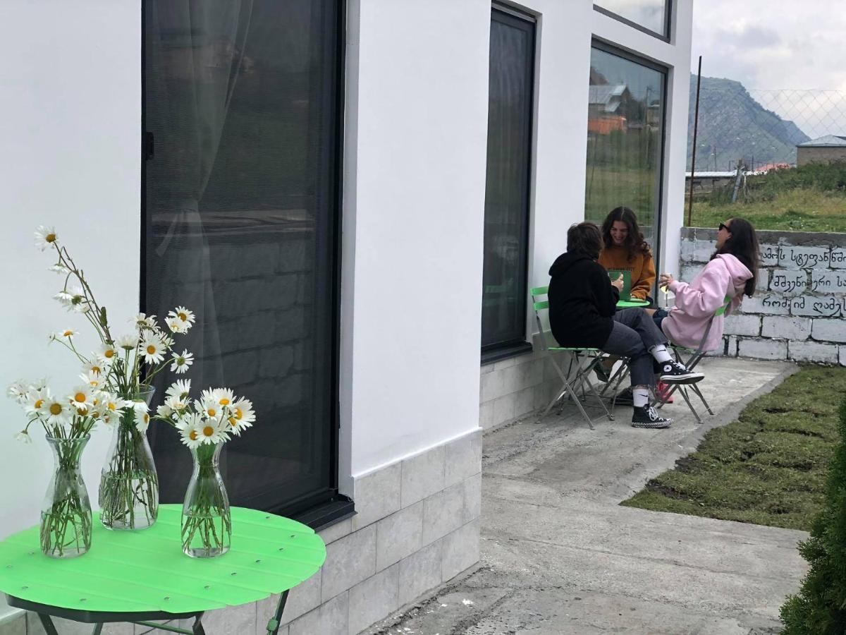 Krebuli Hotell Kazbegi Eksteriør bilde