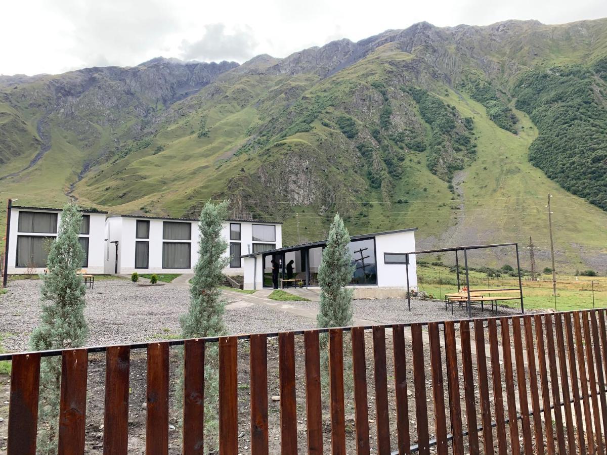 Krebuli Hotell Kazbegi Eksteriør bilde